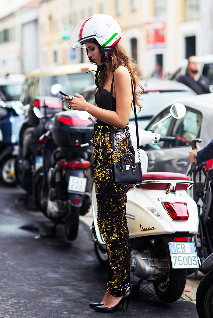 street style pantalon a sequin noir et dore 