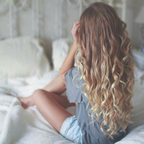 curly long hair 