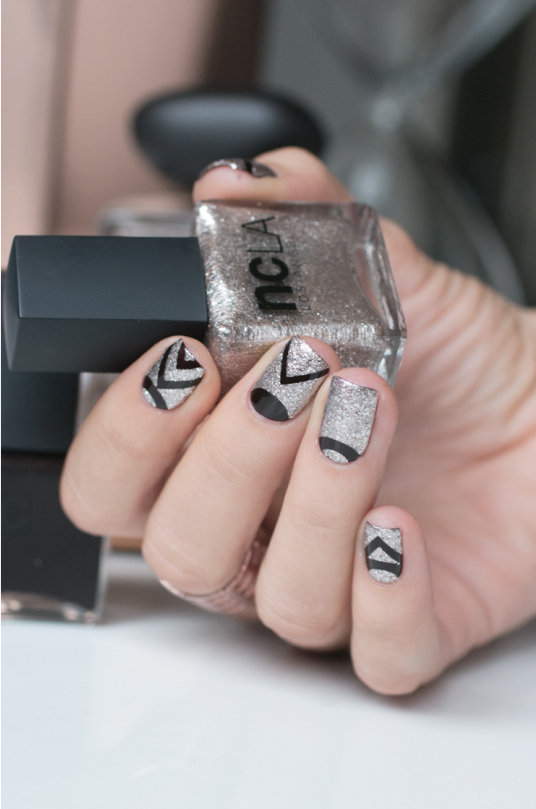 nail art graphique et métallique 