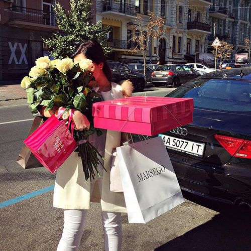 girl shopping bags 