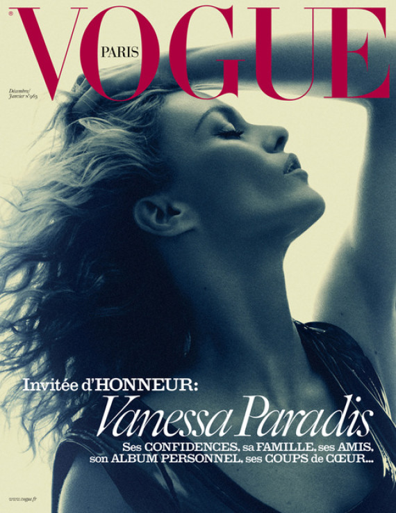 Vanessa paradis nue fesses à l'air couverture vogue 2015